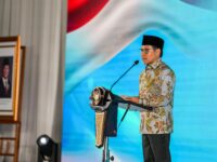 Menteri Koordinator Pemberdayaan Masyarakat (Menko PM) Muhaimin Iskandar memberikan sambutan dalam acara penganugerahan paritrana jaminan sosial di BP Jamsostek, Kuningan, Jakarta Selatan, Jum'at (08/05/2026). Foto: Istimewa